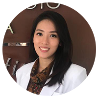 Foto drg. Nia Nathania Martayoga, Sp.KG